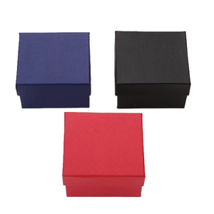 Commercio all'ingrosso OEM su misura a buon mercato degli uomini e delle donne paio di confezione <span class=keywords><strong>regalo</strong></span> di lusso di carta quadrato di cartone scatola di imballaggio orologio con cuscino - Product Image 6