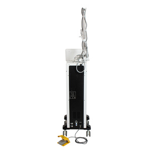 Laser CO2 Thulium de bureau haut de gamme non-ablatif pour le resurfaçage cutané, favorisant l'élasticité du collagène pour usage clinique et commercial - Product Image 6
