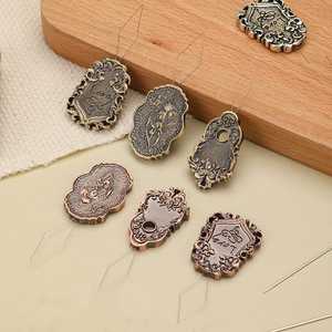 Nouvel Enfile-Aiguille Métallique Vintage Européen Élégant, Double Usage, <span class=keywords><strong>Aide</strong></span> à la Couture avec Support Magnétique pour Travaux d'Aiguille DIY - Product Image 2