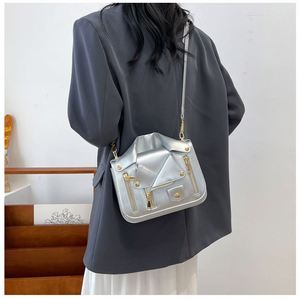 Nouvelle Tendance : Sac à Main Femme en Cuir PU avec Rivets, Sac Fourre-Tout pour Fille, Nouveau Design, Sac Bandoulière Croisé - Product Image 3