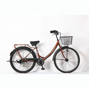 Material de horquilla para <span class=keywords><strong>bicicleta</strong></span> urbana de acero de 24 pulgadas <span class=keywords><strong>Vintage</strong></span> Unisex para <span class=keywords><strong>mujer</strong></span> con cesta delantera, luces incluidas para <span class=keywords><strong>bicicleta</strong></span> urbana de 6 velocidades - Product Image 1
