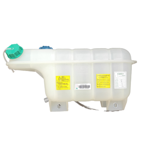 Sinotruk Howon N7G Tanque <span class=keywords><strong>de</strong></span> expansión Howo TX T7H Shandeka C7H Tanque <span class=keywords><strong>de</strong></span> agua auxiliar FAW Camión Usado Anticongelante Botella <span class=keywords><strong>de</strong></span> agua pequeña - Product Image 3