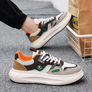 Sapatilhas masculinas brancas respiráveis de estilo novo-Moda, versáteis, calçados esportivos de sola grossa, mocassins casuais, sapatos da moda - Product Image 5