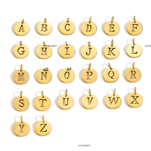 Dijes de Alfabeto en Forma de Disco de 12 mm |   Colgantes de Acero Inoxidable con Baño de Oro PVD de 18K con Letras Iniciales Recortadas de la A a la Z para la Creación de Joyas - Product Image 5