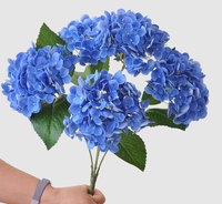 Bunga Hydrangea Sutra Realistis dengan Daun Hijau - Dekorasi Pernikahan & Hotel Bergaya Modern Sentuhan Alami Tahan Lama