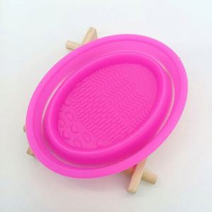 <b>Silicone</b> Folding Washing Bowl Eco-Friendly Scourer Portable Beauty Brush Cleaning <b>Tool</b> for Makeup Powder Puff and Brush Care - Product Image 3