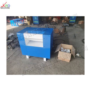 Máquina de apertura de desechos de esponja tipo 100, máquina de aflojamiento de algodón PP pequeña, máquina abridora de <span class=keywords><strong>textiles</strong></span> de fibra de algodón residual - Product Image 3