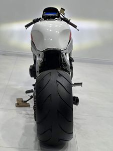 Moto <span class=keywords><strong>Cafe</strong></span> <span class=keywords><strong>Racer</strong></span> <span class=keywords><strong>1000cc</strong></span> personnalisée EFI Rouge et Blanc, cadre apparent, pneu arrière large, échappement modifié, style rétro - Product Image 4