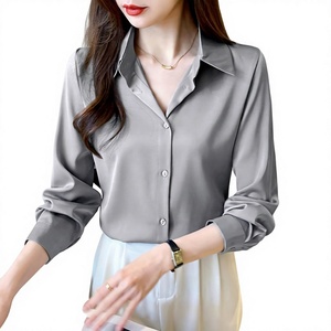 Camisa de Popelina Gris para Mujer, con Botones, Manga Larga, Cuello Clásico, Corte Regular, Diseño Sencillo, Logotipo Frontal, Elegante, para Oficina - Product Image 1