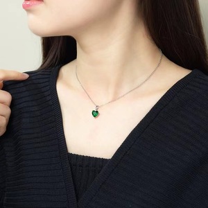 Precio barato al por mayor de alta calidad personalizado cumpleaños piedras corazón collar circón corazón colgante collar para mujer - Product Image 5