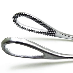 Kit quirúrgico hecho en Pakistán con fórceps de tijeras de acero alemán recto y curvo y esponja de vendaje instrumento médico - Product Image 5