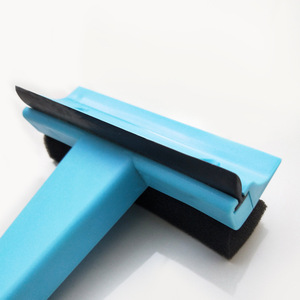 Brosse à vitres en silicone bleue, éponge manuelle pour le lavage de voiture, nettoyage des vitres et application de film. - Product Image 3