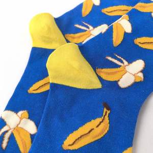 <span class=keywords><strong>Calcetines</strong></span> de media pantorrilla con estampado de plátanos en amarillo y azul vibrantes, diseño de frutas a la moda, transpirables, de algodón suave, informales, para todo el año. - Product Image 6