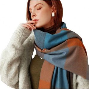 Chal Largo de Cachemira con Borlas, Bufanda de Invierno para Mujer, Multifuncional para Actividades al Aire Libre - Product Image 1