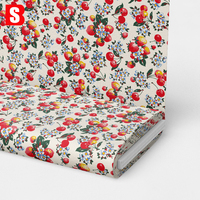 Bessi 100% biologisch katoenen design, digitaal geprint textiel met bloemen en fruit voor damesjurken, shirts en speelgoed