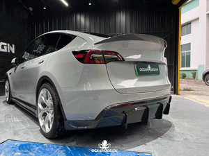 ชุดบอดี้คาร์บอนไฟเบอร์สำหรับ Tesla รุ่น Y รวมถึงตัวกระจายริมฝีปากด้านหน้าและสปอยเลอร์กระโปรงข้าง - Product Image 6