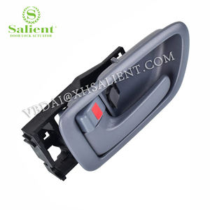 전문 자동차 부품 제조업체 69277-AC010-B2 내부 도어 핸들 도요타 용 블랙 플라스틱 표준 자동차 바디 부품 - Product Image 3