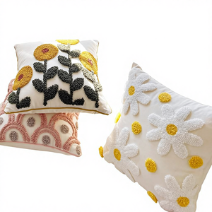 <span class=keywords><strong>Housse</strong></span> <span class=keywords><strong>de</strong></span> coussin brodée <span class=keywords><strong>de</strong></span> fleurs fraîches <span class=keywords><strong>de</strong></span> style nordique, coussin <span class=keywords><strong>de</strong></span> maison d'hôtes, coussin <span class=keywords><strong>de</strong></span> salon, décoration <span class=keywords><strong>de</strong></span> canapé, coussin <span class=keywords><strong>de</strong></span> dossier, housses <span class=keywords><strong>de</strong></span> coussin - Product Image 1