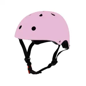 Hot Selling Kid Helmet Protective Sports Skateboard Helmet Lightweight Cute Riding Skate Helmet