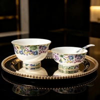 Ensemble de vaisselle en porcelaine personnalisée en gros, service de table de luxe en porcelaine fine, assiettes en céramique de luxe à bord doré, vente en gros directe usine