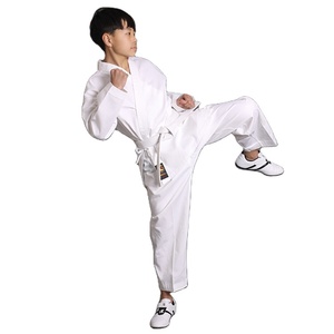 Uniforme Personalizzata per Karate e Taekwondo, Leggera e Resistente, Comoda e Unisex - Product Image 1