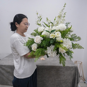 DKB - Bola de Flores de Seda Realista Personalizada, de Alta Calidad, Blanca y Verde, Hecha a Mano, Moderna, para el Día de San Valentín, Hoteles, Bodas, Festivales y Fiestas - Product Image 2