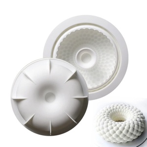 Molde de silicona redondo hueco TangChu para mousse de guayaba, molde grande para hornear bizcocho chiffon con forma de flor Santa Anna, apto para horno. - Product Image 3