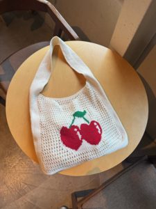 Sac fourre-tout léger pour femme, style coré<span class=keywords><strong>en</strong></span>, <span class=keywords><strong>en</strong></span> crochet, motif cerise, ouvert et portable, idéal pour l'hiver, le printemps, l'été et l'<span class=keywords><strong>automne</strong></span> - Product Image 6