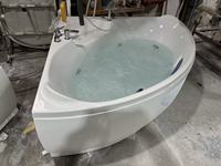 Baignoire d'angle en acrylique blanche avec massage à remous, prix direct d'usine HG, pour 2 personnes