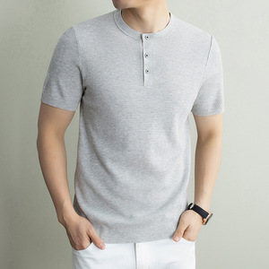 Chemise de golf décontractée pour homme en maille texturée à manches courtes, col Henley, extensible, pour l'été - Product Image 2