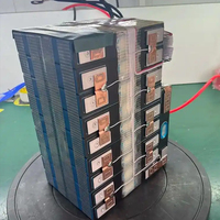 Machine de soudage laser Galvo haute puissance personnalisée avec alimentation en fil, table automatisée CNC intégrée et refroidissement par eau
