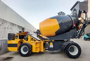 Camión Mezclador de Concreto Autocargable Xinyu con Sistema Hidráulico Importado, Motor y Caja de Cambios para Construcción de Carreteras - Product Image 4