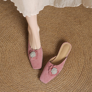 Nouvelles sandales d'été antidérapantes tendance à bout carré et demi-ouvert - Motifs fleurs roses et perles, design épuré - Product Image 4