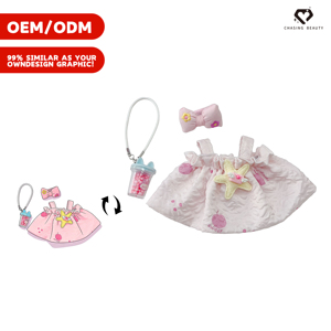 Conjunto <span class=keywords><strong>de</strong></span> Ropa para Muñecas <span class=keywords><strong>de</strong></span> <span class=keywords><strong>Peluche</strong></span>: Falda Decorativa Azul Leche con Perlas y Accesorio <span class=keywords><strong>de</strong></span> Horquilla <span class=keywords><strong>de</strong></span> Oso Blanco - Product Image 3