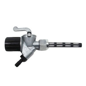 Interrupteur de valve de réservoir de carburant de moto, robinet de carburant incliné pour <span class=keywords><strong>MZ</strong></span> <span class=keywords><strong>ETZ</strong></span> 150 <span class=keywords><strong>MZ</strong></span> <span class=keywords><strong>ETZ</strong></span> <span class=keywords><strong>250</strong></span> <span class=keywords><strong>MZ</strong></span> <span class=keywords><strong>ETZ</strong></span> 251 - Product Image 4