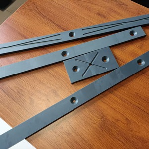 Glissière à rouleaux en nylon pour pièces de flèche télescopique de grue de dépannage, composant plastique sur mesure - Product Image 2