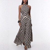 Nouvelle Robe Longue Tricotée Rayée Chic Française à Col Halter et Dos Nu, Coupe Moulante et Ajustée, Élégante, Style Resort Couture, Collection Été 2026, Vente en Gros