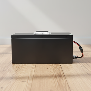 Batería de Litio de Ciclo Profundo de 25.6V 100Ah Rentable para Sistemas Solares Residenciales de Autopropulsión - Product Image 2