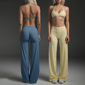 Conjunto de <span class=keywords><strong>sujetador</strong></span> <span class=keywords><strong>deportivo</strong></span> halter transpirable de verano <span class=keywords><strong>con</strong></span> shorts de cintura alta, logo frontal y relleno, ideal para fitness y yoga. - Product Image 1