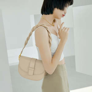 Nuevo bolso de hombro de cuero moderno y sencillo, bolso informal tipo bandolera, bolso de mano de cuero vacuno de lujo para mujer - Product Image 5