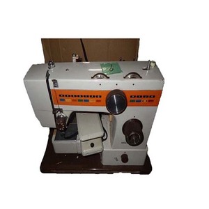 Máquina de Coser Japonesa para el Hogar Usada con Longitud de Puntada de 5 mm - Product Image 1