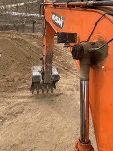 Excavatrice sur pneus Doosan DH150W-7 de 13 tonnes, d'occasion, faible prix, 99% NEUVE, nouveau modèle, économique en carburant, en stock. - Product Image 6