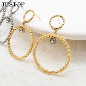 Nuevos pendientes colgantes de temperamento de doble círculo geométricos chapados en plata de acero inoxidable de alta calidad - Product Image 5