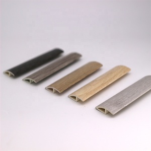 70mm/80mm/100mm/120mm Fiber blanche/<span class=keywords><strong>bois</strong></span>/solide/polymère/MDF/<span class=keywords><strong>bois</strong></span>/Spc/PVC/vinyle WPC/accessoire de <span class=keywords><strong>plinthe</strong></span> en aluminium - Product Image 3