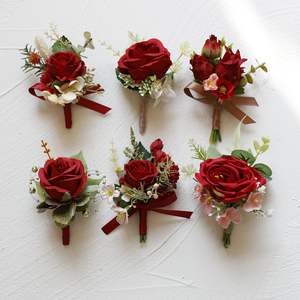 Venta al por mayor personalizado novio nupcial boda graduación Navidad flores artificiales Borgoña colección broche muñeca flor ramilletes - Product Image 6