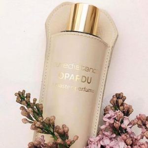 กล่องใส่เครื่องหอมพกพาหนัง PU ลายนูนทันสมัย  พร้อมบริการสลักชื่อ  รับทำโลโก้  ของขวัญส่งเสริมการขาย - Product Image 3