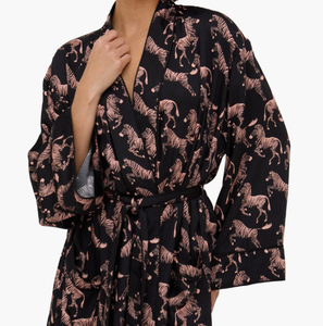 Robe de nuit longue pour femme de style <span class=keywords><strong>kimono</strong></span>, col en V, fermeture à cordon, design imprimé, peignoir élégant, pyjamas pour femmes - Product Image 1