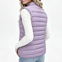 Gilet matelassé léger pour femme à col montant avec fermeture éclair, facile d'entretien, lavable en machine, vente en gros