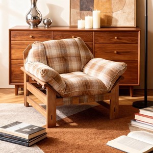 Sillón de madera de estilo nórdico con tapicería a cuadros color champán, silla reclinable para sala de estar, uso para adultos y personas mayores - Product Image 1