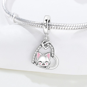 Exquisita joyería con forma de corazón para gatos, joyería LOVE con microincrustaciones en latón blanco, un regalo perfecto para aniversario. - Product Image 2